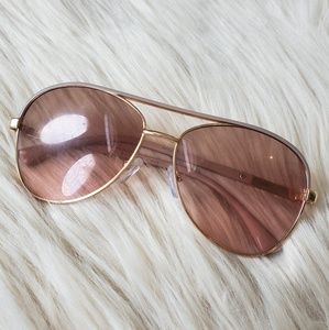 Oscar de la Renta Aviator Sunglasses